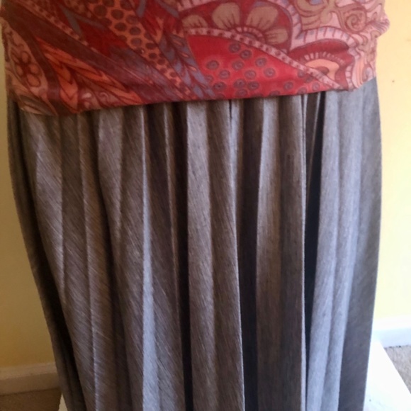 NWOT Accordion Pleated Skirt by Tehen - Picture 11 of 12
